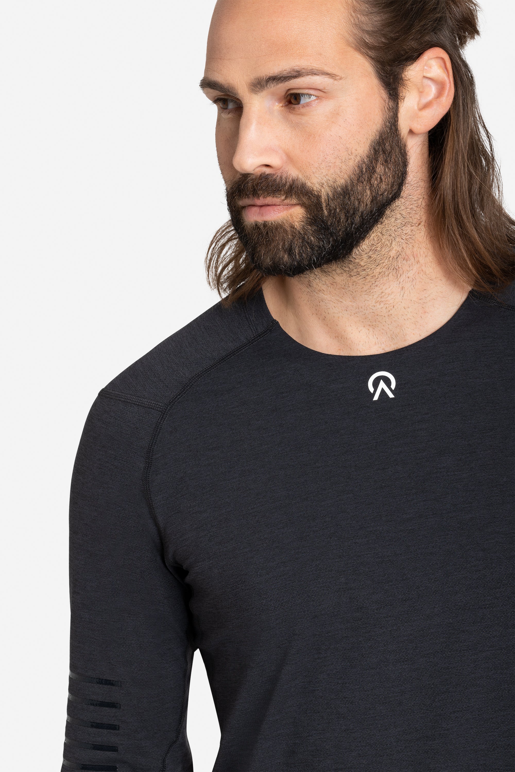 Rebel Pro Long Sleeve Baselayer AY00001_100 Black